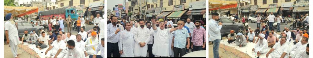 Protest at Garhshankar Police Station Against Rising Thefts Warning Issued to Intensify Agitation if No Action is Taken Within a Week
